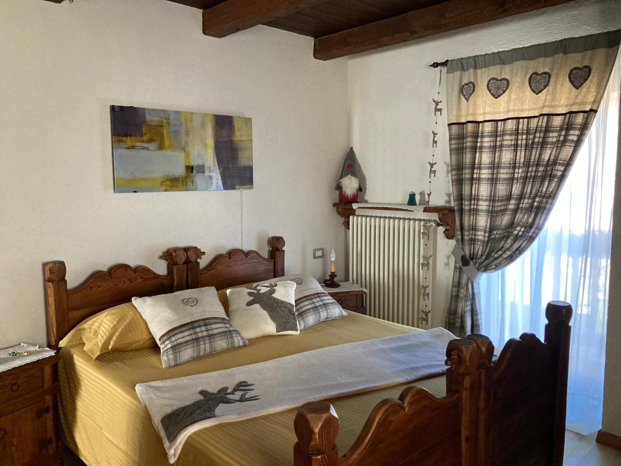 Maison d'hôtes La Peiro Douco à Roure Turin Extérieur photo