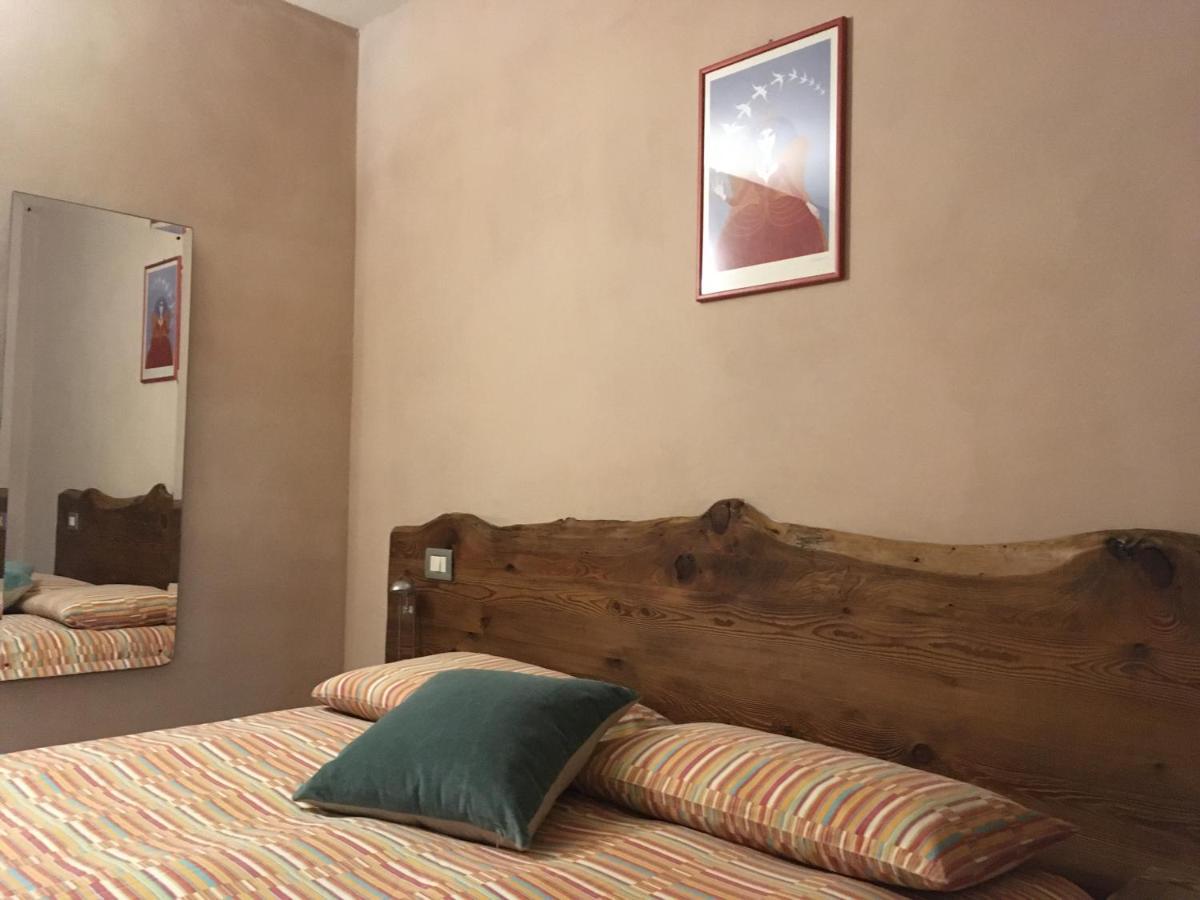 Maison d'hôtes La Peiro Douco à Roure Turin Extérieur photo